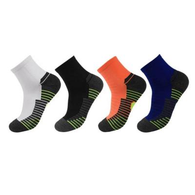 China Winter Autumn Cotton Men's Outdoor Sports Crew Shockproof Running Socks Anti-skid Breathable Socks High Quality Breathable for sale