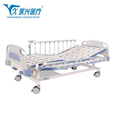 China Yongxing A04-014 Two Adjustable Manual Function Bed Hospital Nursing Used Cheap Medical Manual Hospital Bed For Sale for sale