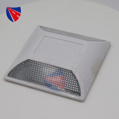 China ABS Motorway Driveway Safety  Abs Plastic Cat Eyes Road Reflector Ojos De Gato Para Carreteras Tachas Reflectivas for sale