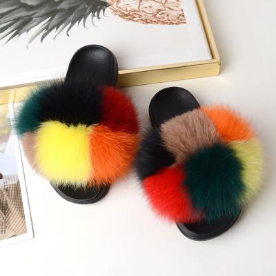 China Damping Furry Cute Toddler Fur Slides Summer Kids Baby Fox Fur Slippers Wholesale Raccoon Fur Sandals for sale