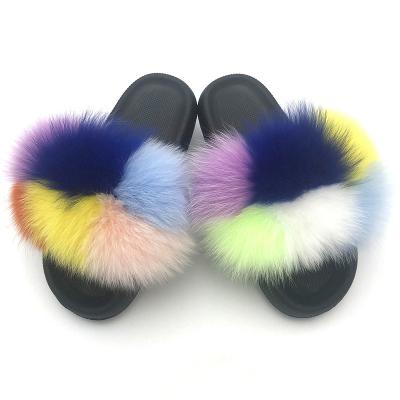 China Women's Fur Cushioning Slips Summer Shoes Woman Luxury Furry Raccoon Fur Slippers Home Slippers for sale