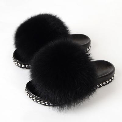 China Damping 2021 Fashion Slippers Women Summer Ladies Sandals Fur Flat Luxury Hairy Slippers for sale