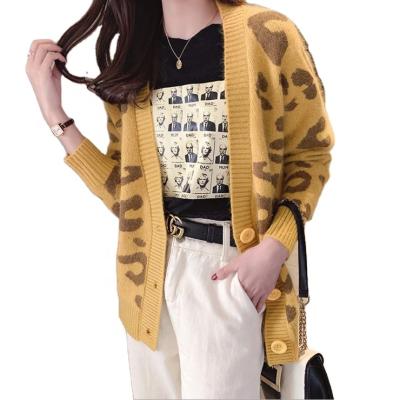 China 2020 Winter New Arrival Women's Anti-Shrink Fashion Big Button Leopard Women's Sweater Open Front Coat for sale