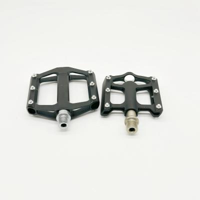 China Aluminum Bicycle Pedals Bikes Parts Sealed Supporting Total Aluminum Pedal CNC Machining For Urban Mountain for sale