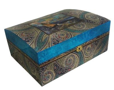 China Eco-friendly Russian Style Large Capacity Box Gift Box High End Wooden Jewelry Box for sale