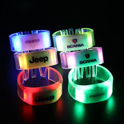 China Wholesale Custom Hiphop LED Remote Control Flashing Bracelet For Wedding Party LED Programmable Remote Control Wristband For Wedding for sale