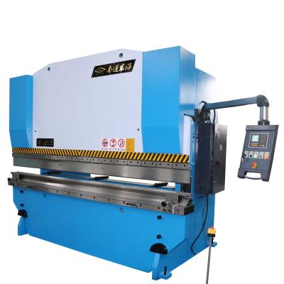 China Metal Bending WE67Y-200T3200 NC Press Brake  E21 NC controlled Plate Bending Machine Hydraulic Press Brake sheet bending machine for sale