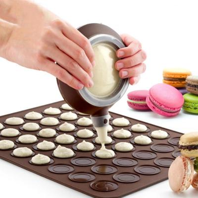 China Amazon Special 48 Hole Macarone Silicone Disposable Hot Selling Baking Pad With Flower Stand Pot Can Be Reused And Easy To Clean for sale