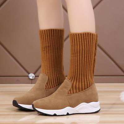 China 2021 New Design Suede Sports Socks Elastic Mouth Shoe Fashion Comfortable Casual Women's Shoes CUSHIONING for sale