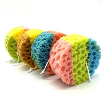 China Promotional Colorful Soft Plastic Sliver Handle Cheap Bath Pouf Bloating Sponge for sale