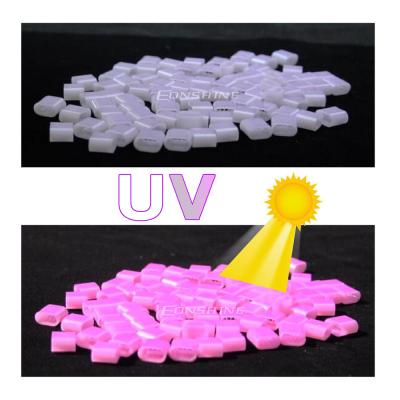 China Plastic Wristband Lock Tester New UV Color Changing Plastic Sun Wristband Lock For Outdoor Activity for sale