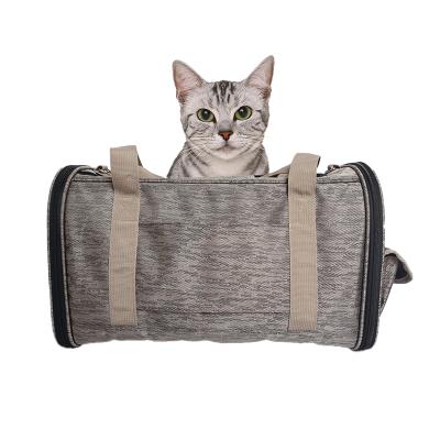 China Three Breathable Entrances Fully Ventilated Pet Carrier Various Use Scenarios for sale