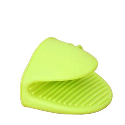 China Sustainable Hot Selling Heat Resistant Silicone Anti Slip Kitchen Oven Mitts for sale