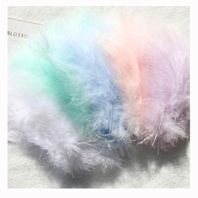 China Pointed Tail Turkey Feather Home Decor OEM Dyed Decorative Feathers for sale