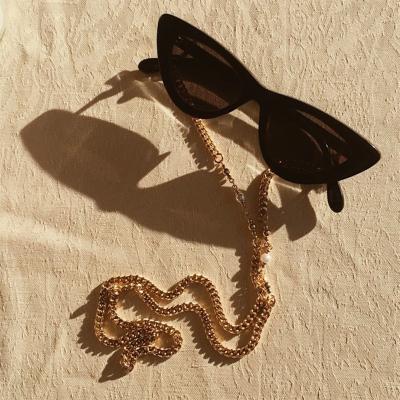 China Fashoin High Quality Fashion Pearl Metal Glass Chain, Sunglasses Multi-wearing Chain for sale