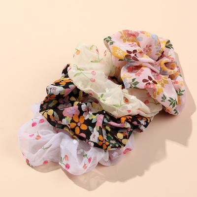 China Cherry Fashion Floral Hair Scrunchies Most Popular Daisy Hair Bands Elastic Women Hair Scrunchies Set for sale