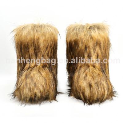 China Hot Sale Raccoon Faux Fur Rubber Anti-Slippery Snow Shoes Furry Ladies Boots For Women for sale