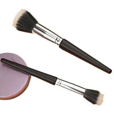 China Angular Blush Flat Head Single Double Blush Pointed Brush Black Wooden Handle Universal Makeup Tool Brush Te koop