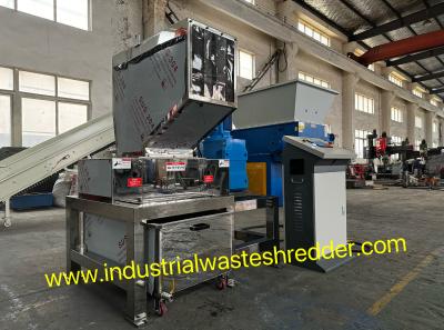 China Metal Plate Scrap Metal Recycling Machine , Tin Can Shredder Good Toughness for sale