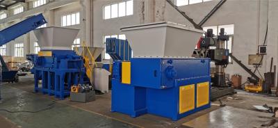 China PP PE Lumps Scraps Shredder XR700 stand,37KW rotar diameter 280-400mm , 700mm length for sale