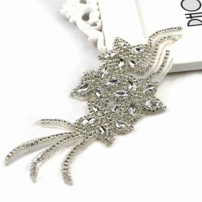 China Handmade Silver Flatback Rhinestone Applique Beads Patches For Wedding Accessories WRA-1036 for sale