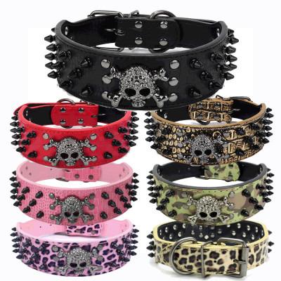 China Large and Medium Dog Halloween Collar Black Rivet Pet Collar PU Personalized Dog Chain for sale