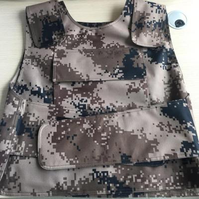 China PE Concealable Camouflage Bulletproof Vest Style Bulletproof Vest / Military Tactical Vest for sale