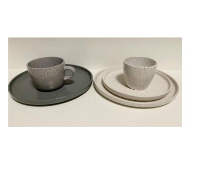 China Sustainable Stain 12/18pcs Stoneware Tableware for sale