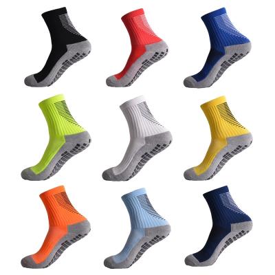 China Sports Breathable Anti-skid Football Gym Stripe Men Women Athletic Socks for sale