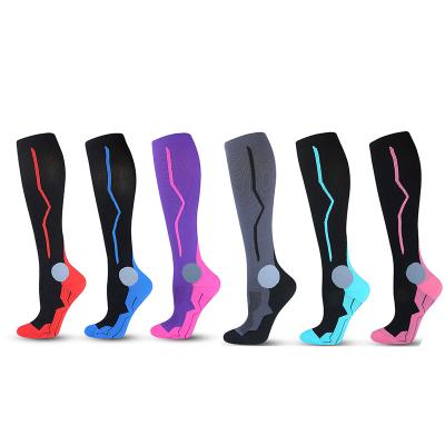 China High Quality Custom Made Mens Sports Breathable Compression Knee High Socks For Athletic Running Sports for sale