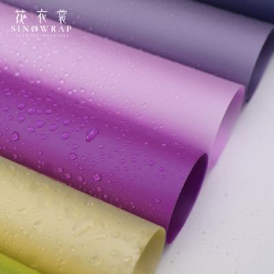 China Waterproof SINOWRAP Waterproof Flower Bouquet Packaging Wrapping Paper For Flowers for sale