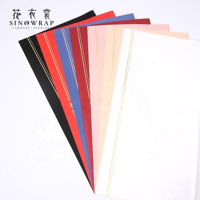 China Waterproof SINOWRAP Recyclable Florist Supplies Wholesale Solid Color Flower Wrapping Paper Waterproof for sale