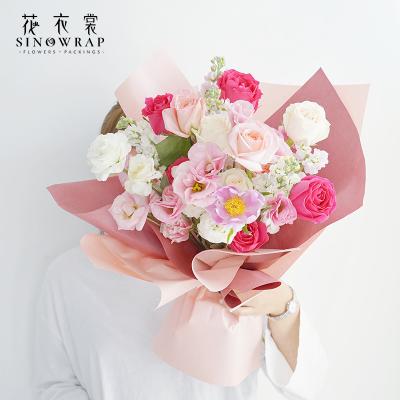 China Recycled Materials SINOWRAP Recyclable Florist Supplies Wholesale Flower Bouquet Packaging Wrapping Paper for sale