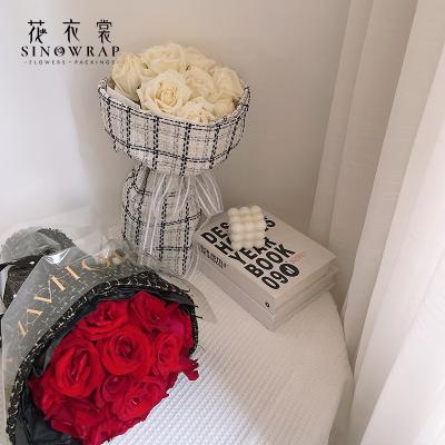 China Disposable SINOWRAP Florist Wrapping Paper Bouquet Flower Wholesale Florist Supplies for sale