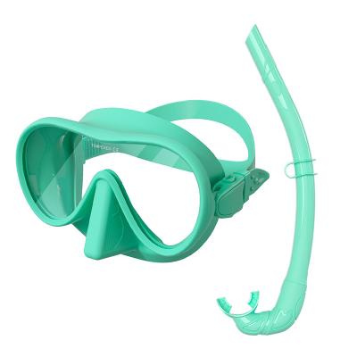 China 2024 CE Certified Single Tempered Glass Diving Gear Set for Adult Swimming Snorkel Mask Set for sale