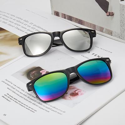 China Fashion Sunglasses 2021 Newest Wholesale Custom Glasses Colorful Eyewear Fashion Celebrity Stud Shade Vintage Sun Glasses Men Women Sun Glasses for sale