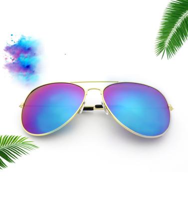 China Fashion sunglasses 2021 retro fashionable wholesale custom eyeglasses vintage sun glasses shade eyewear men women sunglasses newest fashion metal oval gift for sale