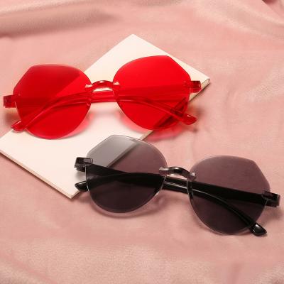 China Fashion Sunglasses 2021 Newest Fashion Sunglasses Men Women Eyewear Shade Sun Glasses Wholesale Custom Glasses Fashionable Colorful for sale