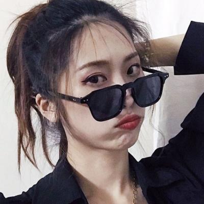 China Fashion Sunglasses Shape Newest Celebrity Personality Retro Trendy Sunglasses Women Men Wholesale Custom Glasses Shade Sun Glasses Eyewear for sale