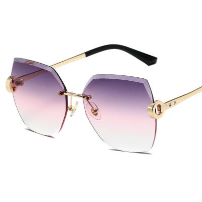 China Fashion Sunglasses Shape Balance Oversized Square Metal Rhinestone Sun Glasses Women Men Wholesale Custom Glasses Shade Sun Glasses Eyewear for sale