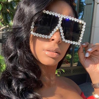 China Fashion Sunglasses 2021 Newest Fashion Rhinestone Big Frame Sun Glasses Square Eyewear Shade Vintage Sun Glasses Custom Glasses Men Women Big for sale