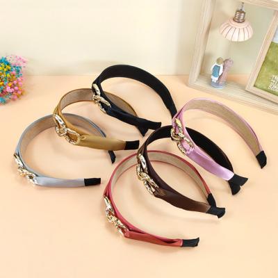 China Fashion Pure Color Fabric Chain Flat Hair Hoop Ladies Headdress Fashion Hair Accessories for sale