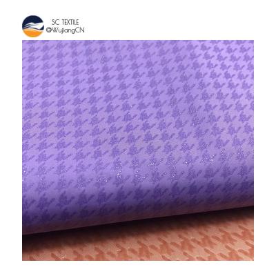 China 100% Polyester 30D Pongee Fabric Houndstooth Check Polyester Fabric High Price Customized Stretch For Down-Jacket for sale