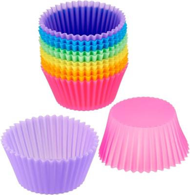 China Viable 12Pcs Cupcake Decorating Kit Silicone Baking Cups Reusable Cupcake Muffin Cups Silicone Cake Mold for sale