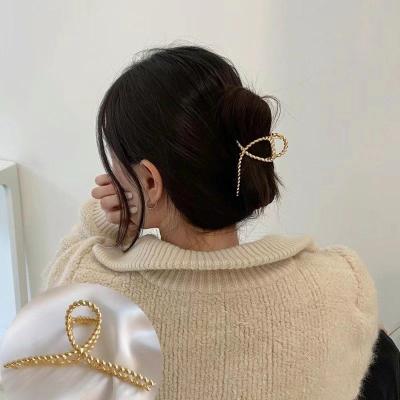 China European and American style barrettes hair cut hair claw for women acrylic hairpins girls claw hair crab make up tool accessories washing decoration for sale