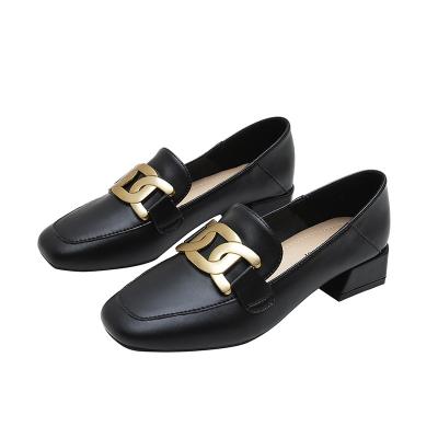 China 2021 Supplier New Square Toe Small Leather Shoes Large Size Anti-slip Chinese Metal Buckle Thick Heel for sale