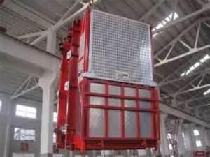 China 16 person 2000kg building construction material hoists lifts lifter lifting equipment for sale