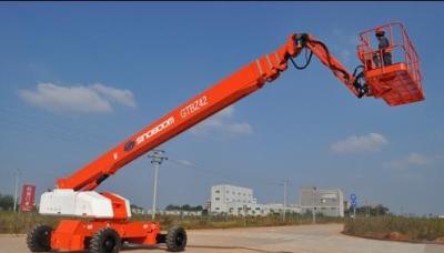 China Telescoping Boom Crane Original Cummins Diesel Engine Straight Arm for sale