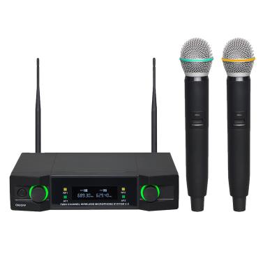 China Handheld Wireless Microphone UHF Microphone Handheld Microphone System is Suitable for Word Covenant Church for sale