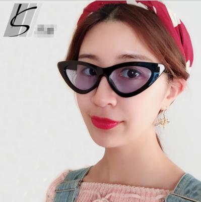 China 15 Years Experience Shades Sunglasses Multicolor Option UV-Protection Wholesale Cat-Eye Sunglasses for sale